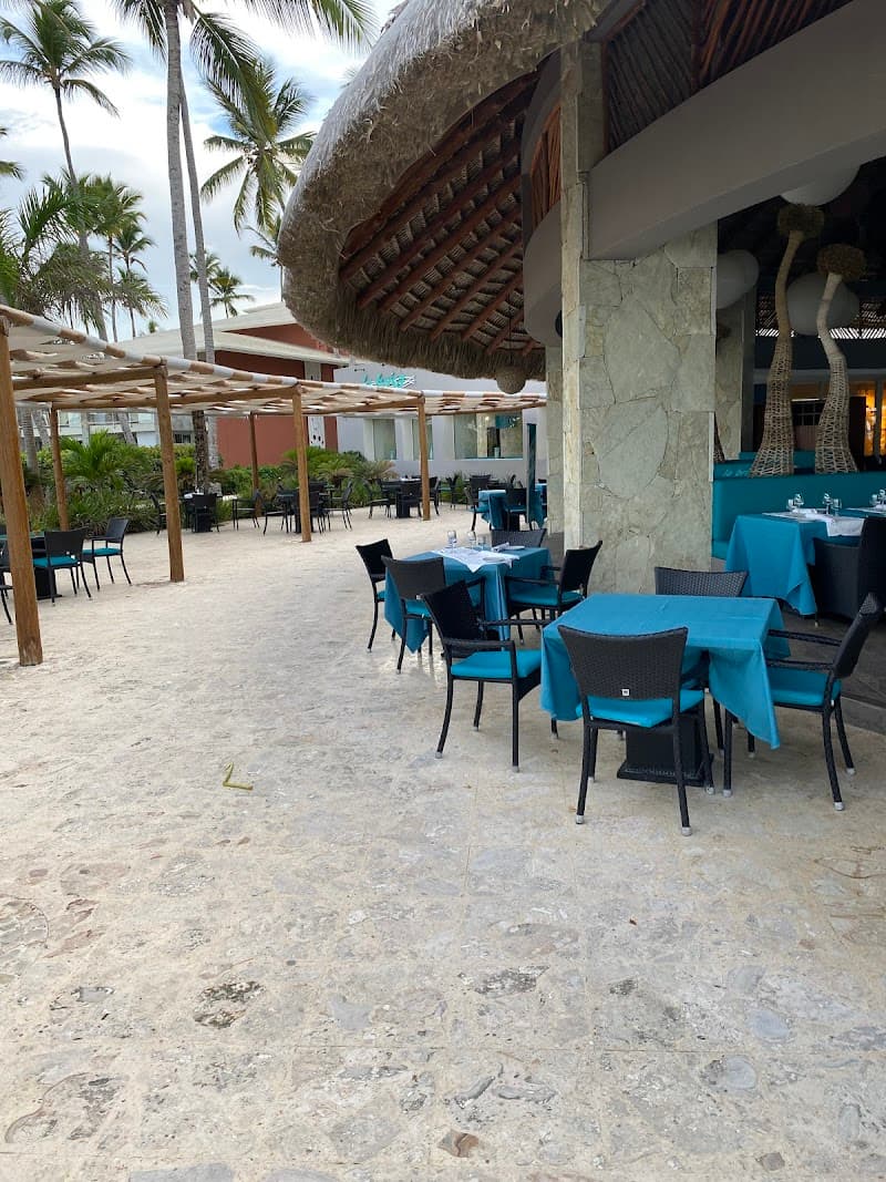 La Brisa Restaurant