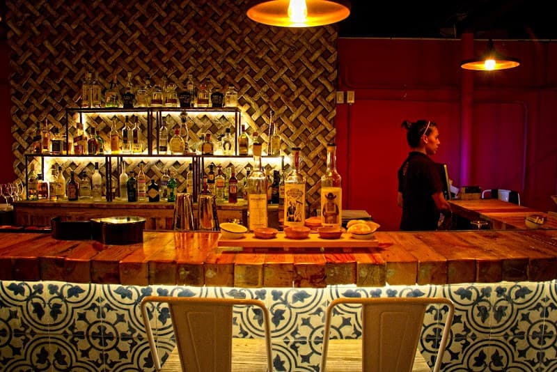La Lupita Taco & Mezcal (order halal-suitable items)