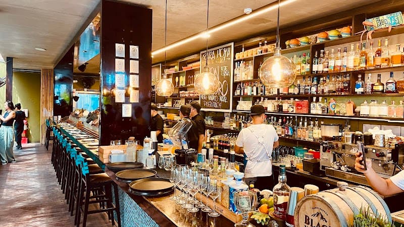 Lima Jungle Bites: A Relaxed 7-Day Halal Food Escape