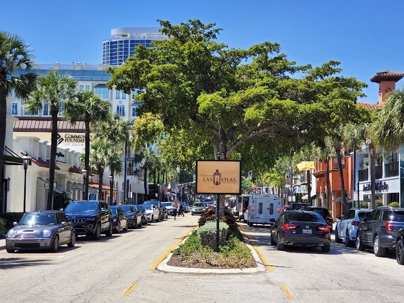 Las Olas Boulevard Evening Stroll