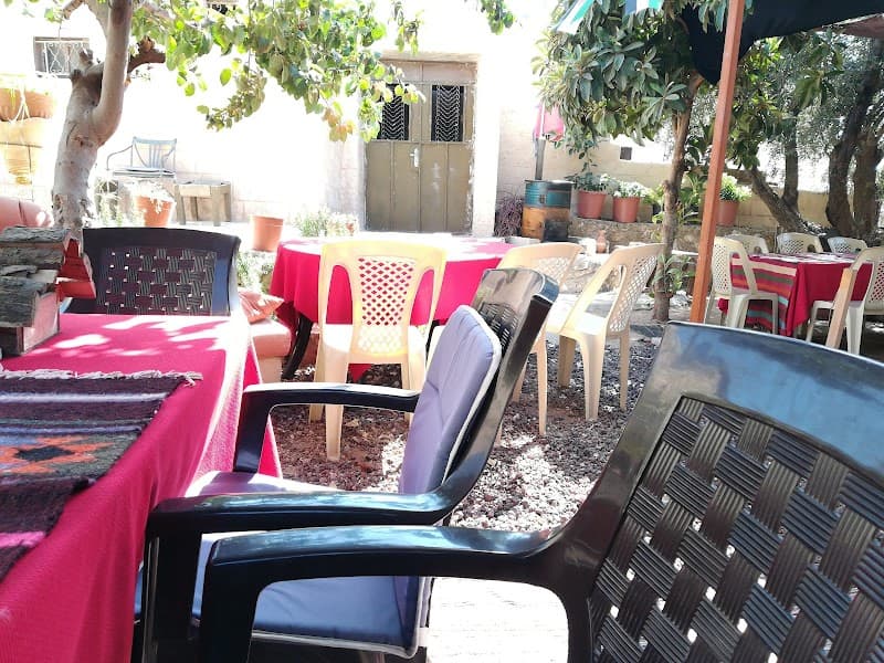 Lebanese House Restaurant (Beit Khairat Lebnani)