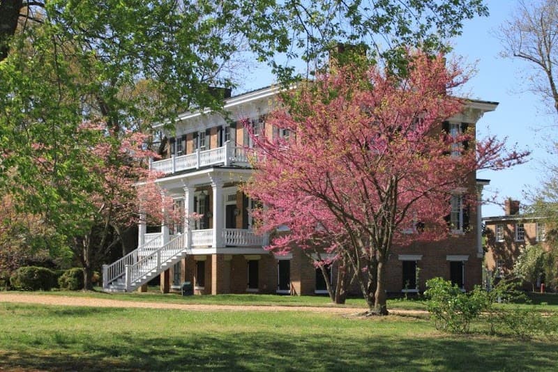 Lee Hall Mansion Grounds