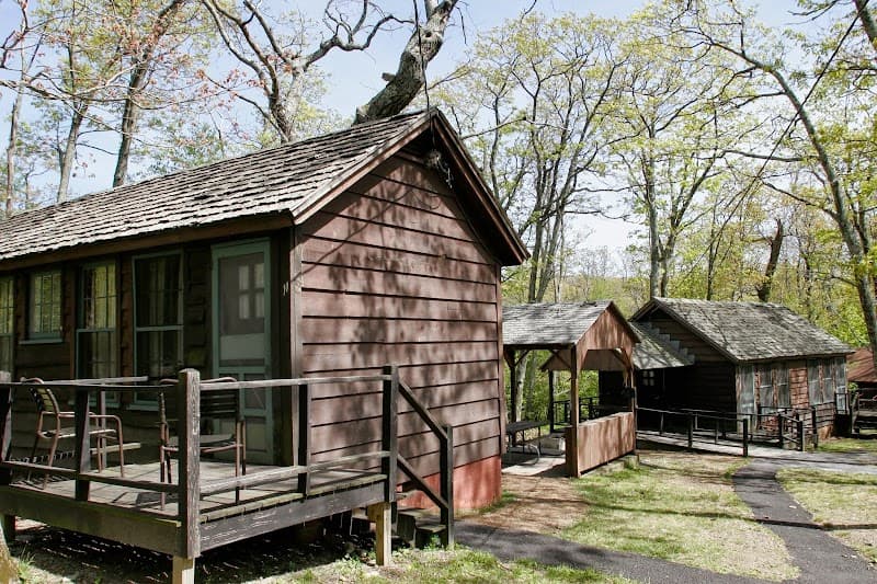 Lewis Mountain Cabins