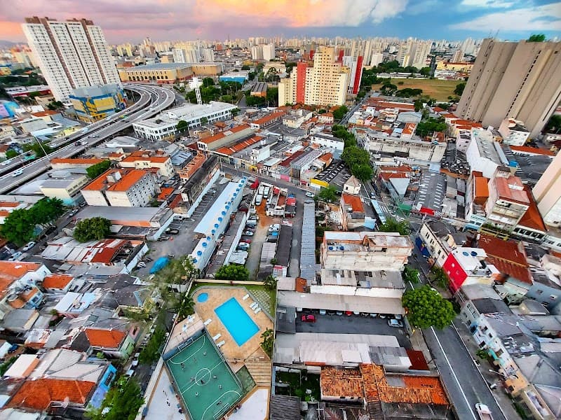 Liberdade Neighborhood Walk