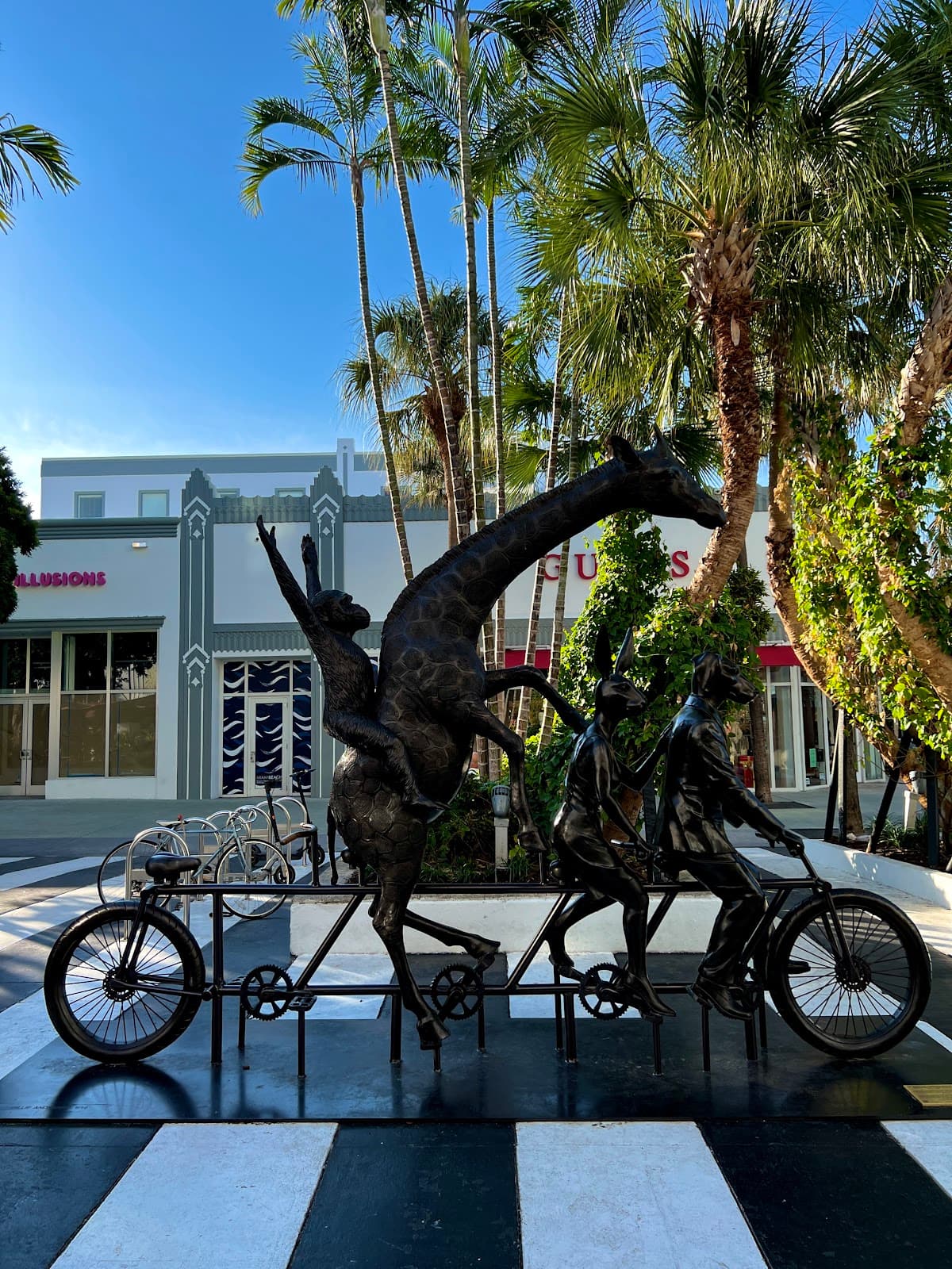Lincoln Road Wild Stroll