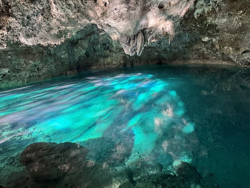 Los Tres Ojos National Park