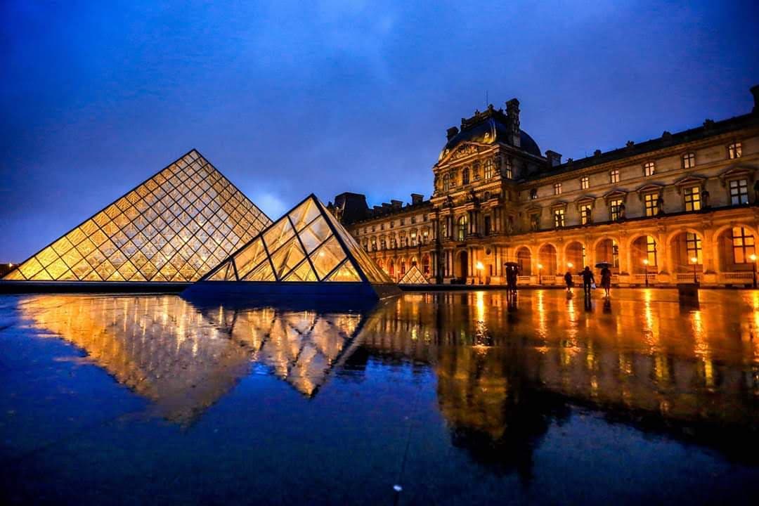 Tropical Paris Weekend: Relaxed Romance & Lush Escapes