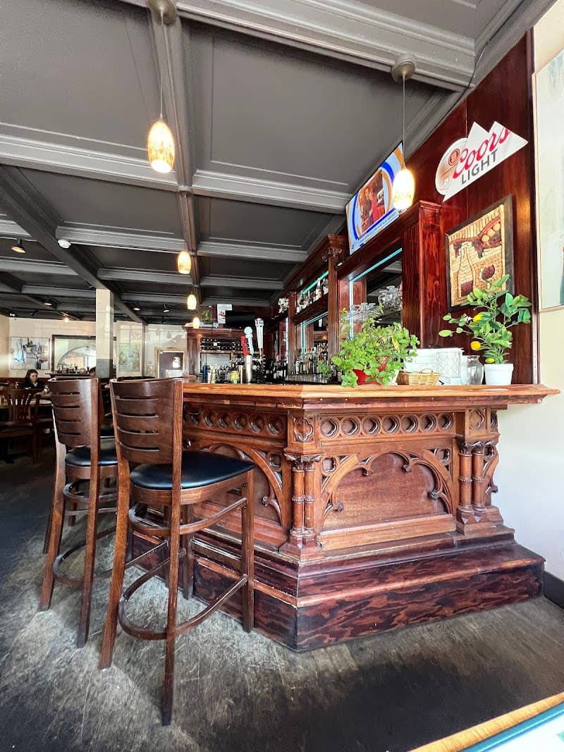 Luna Restaurant