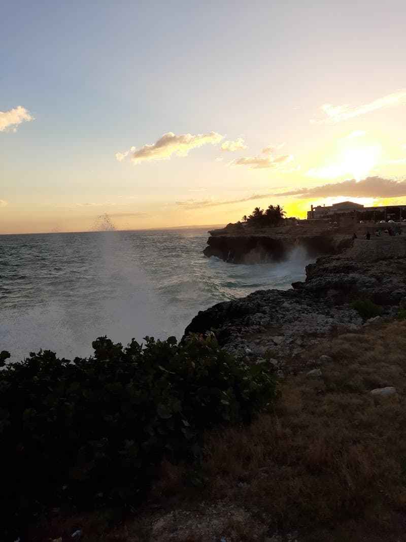 Malecón seafront walk