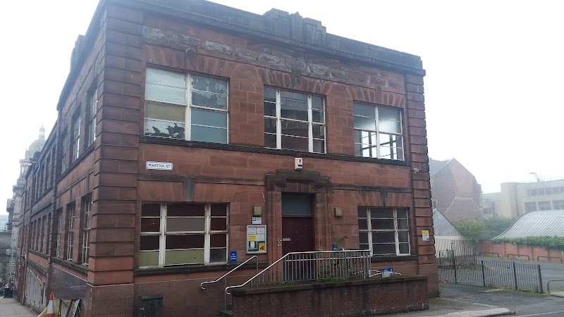 Dear Green Weekend: Budget Adventure in Glasgow