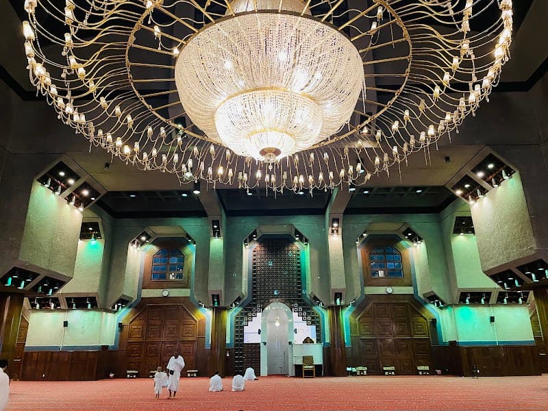 Masjid Aisha (Masjid al-Taneem)