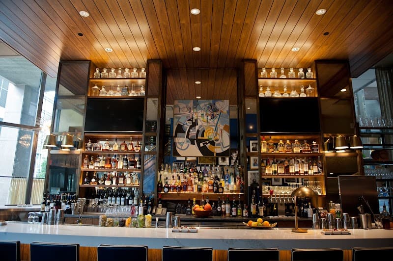 Hartford Heritage & Flavor: A Premium Weekend Escape