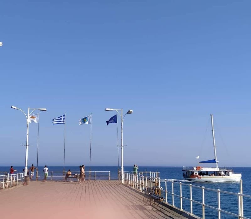 Molos Promenade