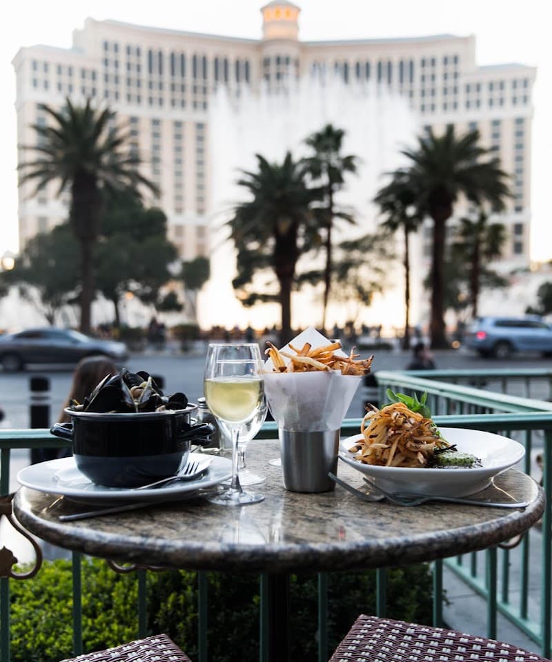 Luxury Las Vegas Weekend for Friends: Strip, Downtown, Nightlife