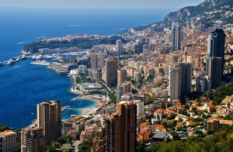 Monaco‑Ville Clifftop Stroll
