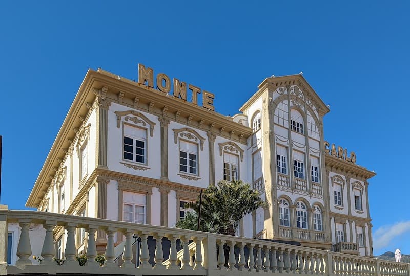 Monte Carlo Hotel