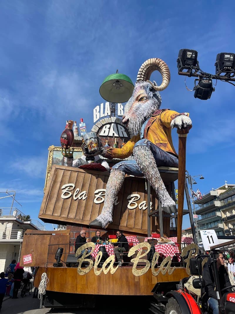 Morning Market Visit (Mercato di Viareggio)