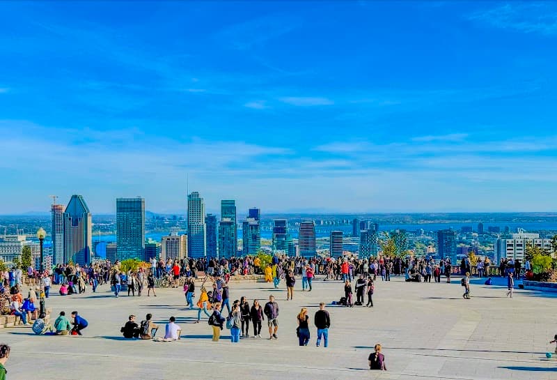 Mount Royal Park Overlook (Kondiaronk Belvedere)