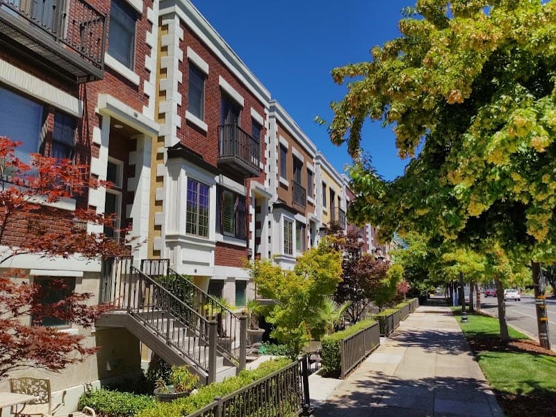 Mulberry's Midtown