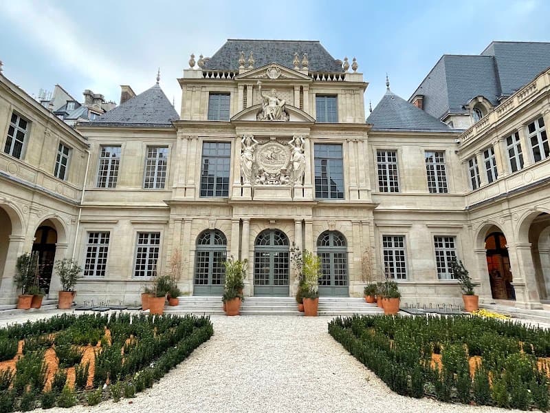 Musée Carnavalet (History of Paris)