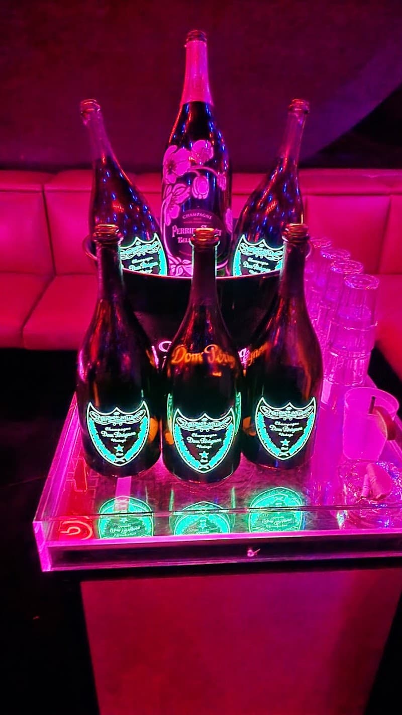 Mynt Lounge
