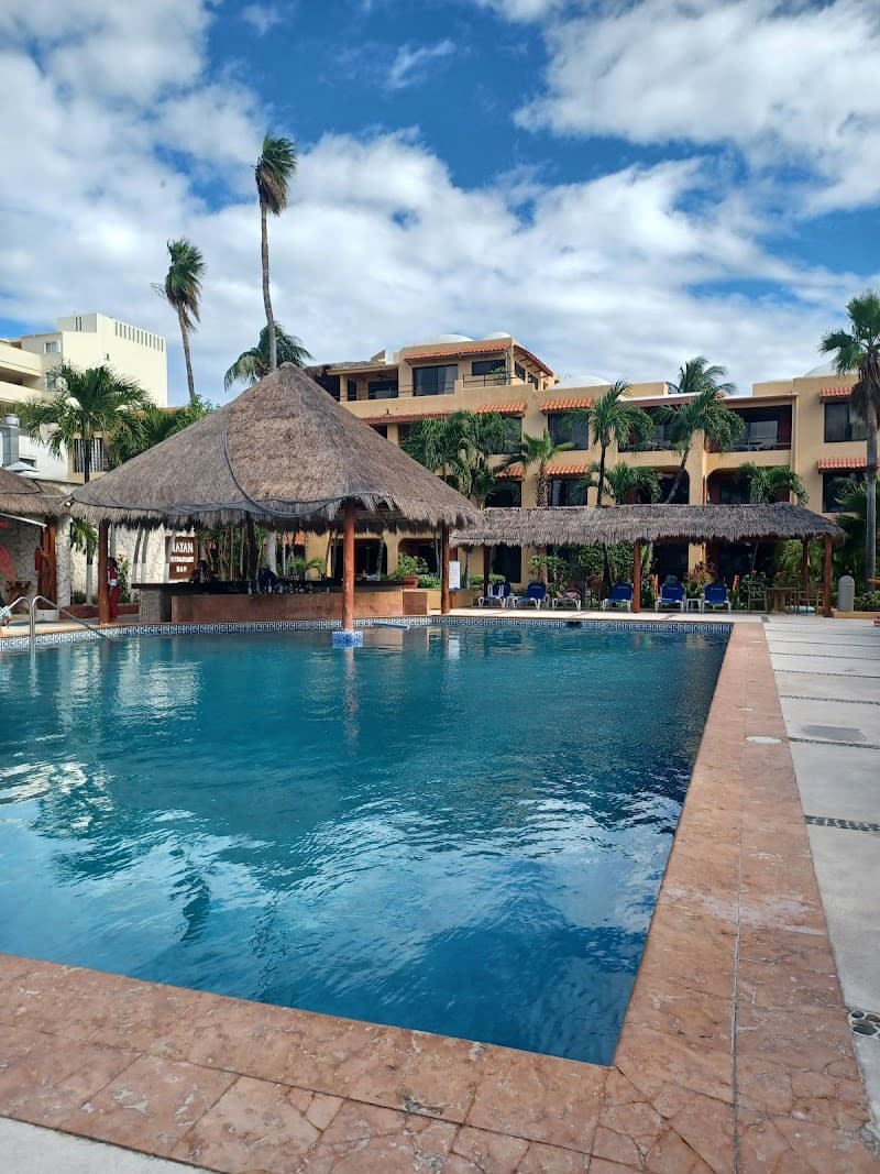 Nautibeach Condos