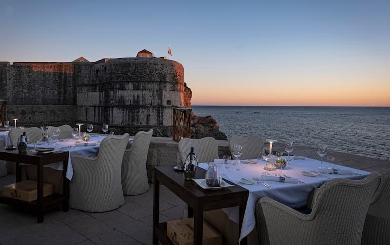 Nautika Restaurant