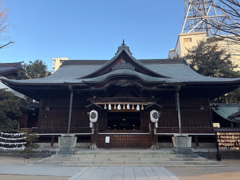 Nawate-dori & Yohashira-jinja Shrine