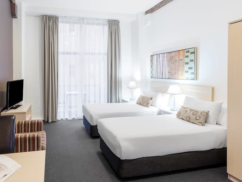 Oaks Sydney Goldsbrough Suites