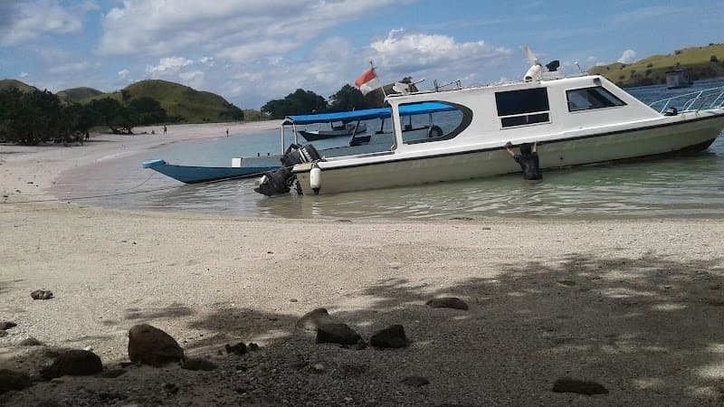 Onboard Lunch – Komodo Day Tour