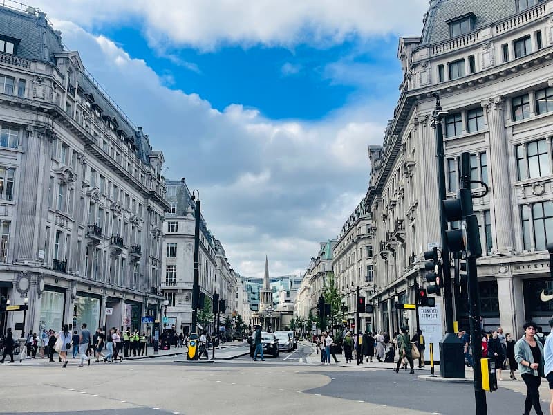 Oxford Street & Carnaby Shopping