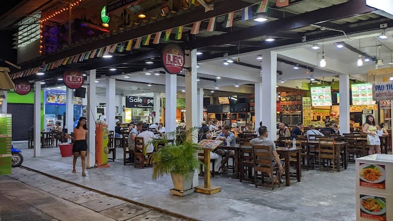 Pantip Market Halal-Friendly Stalls