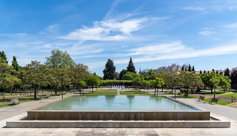 7 Slow-Adventure Days in Sun‑Kissed Portugal