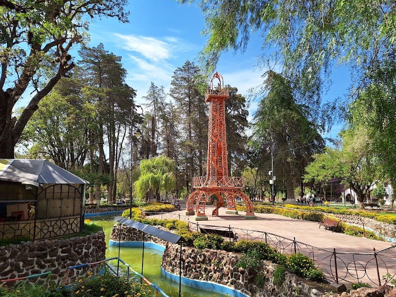 Simon Bolívar Park
