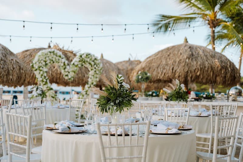 Slow & Sunny Celebration Day in Aruba