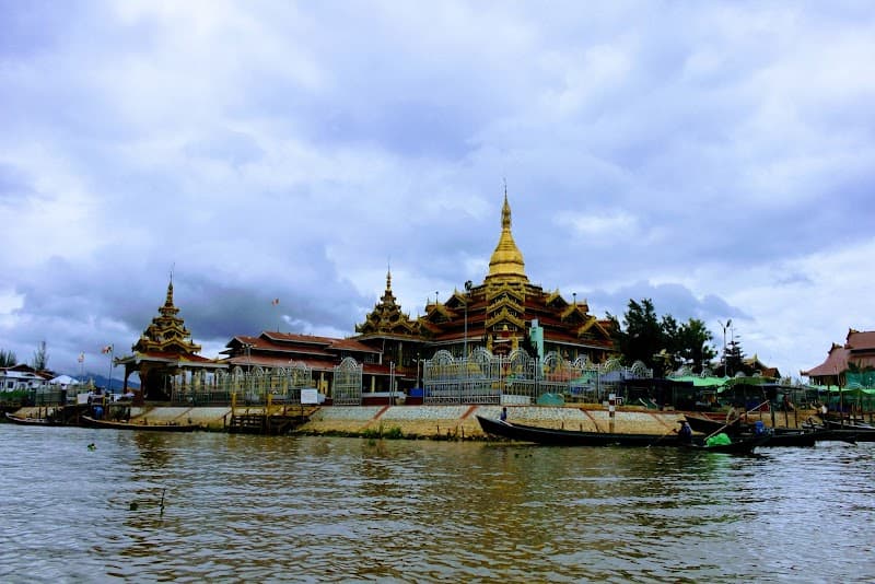 Phaung Daw Oo Pagoda & Local Workshops