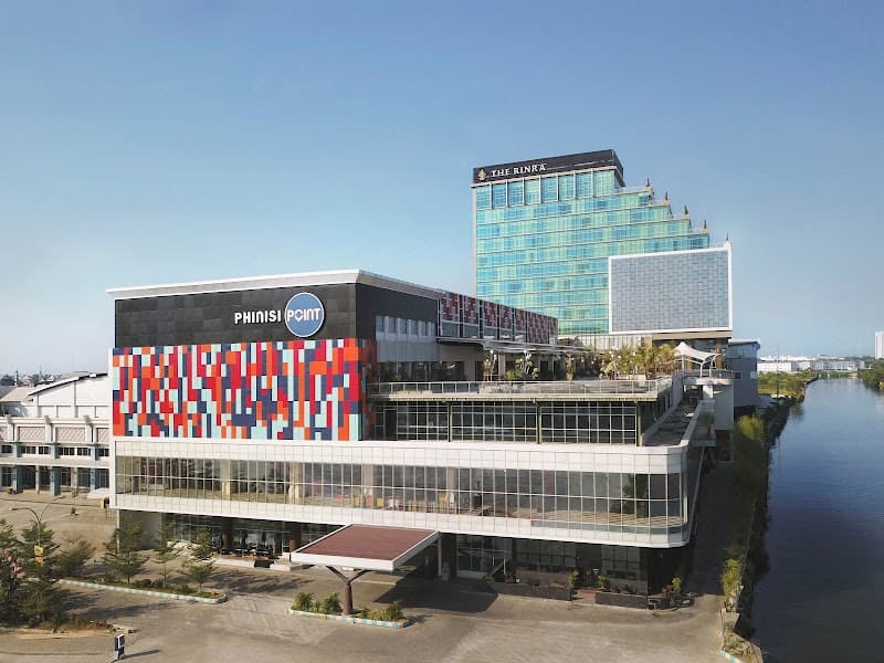 Phinisi Point Mall (PIPO) & Indoor Play