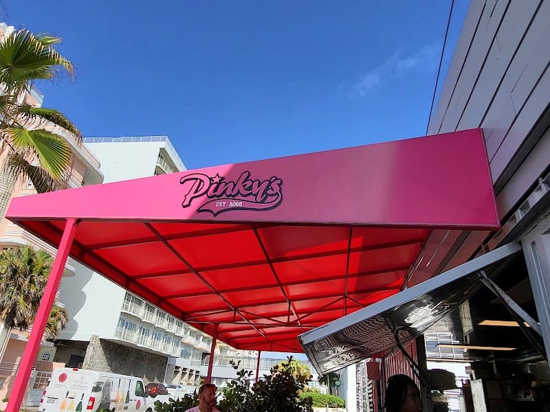 Pinky’s Condado