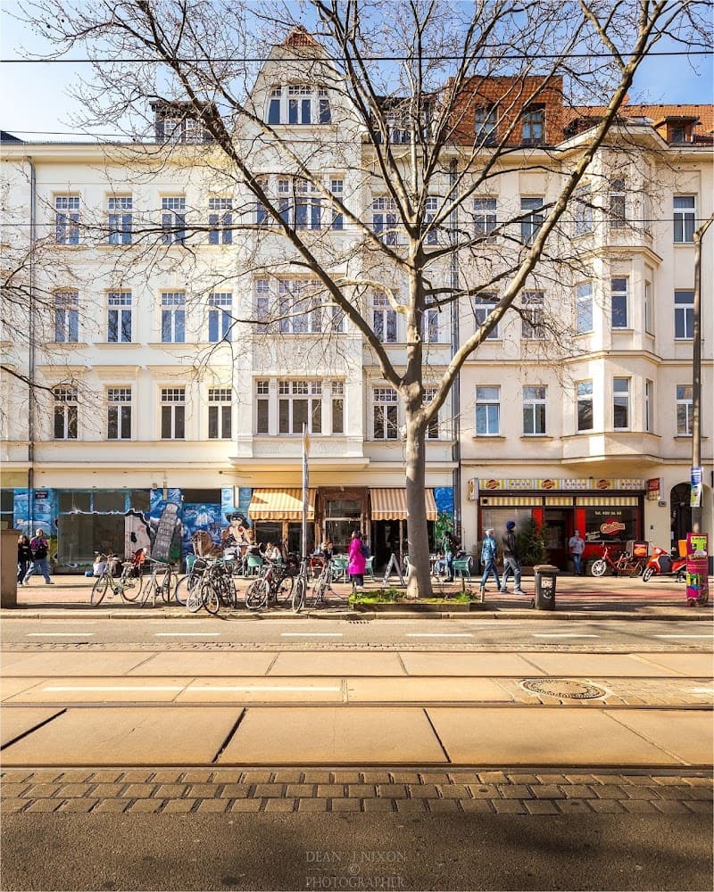 Plagwitz & Karl-Heine-Straße Free Explore