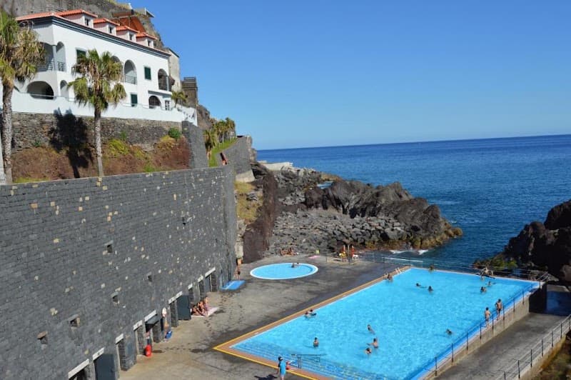 Poncha Tasting in Câmara de Lobos