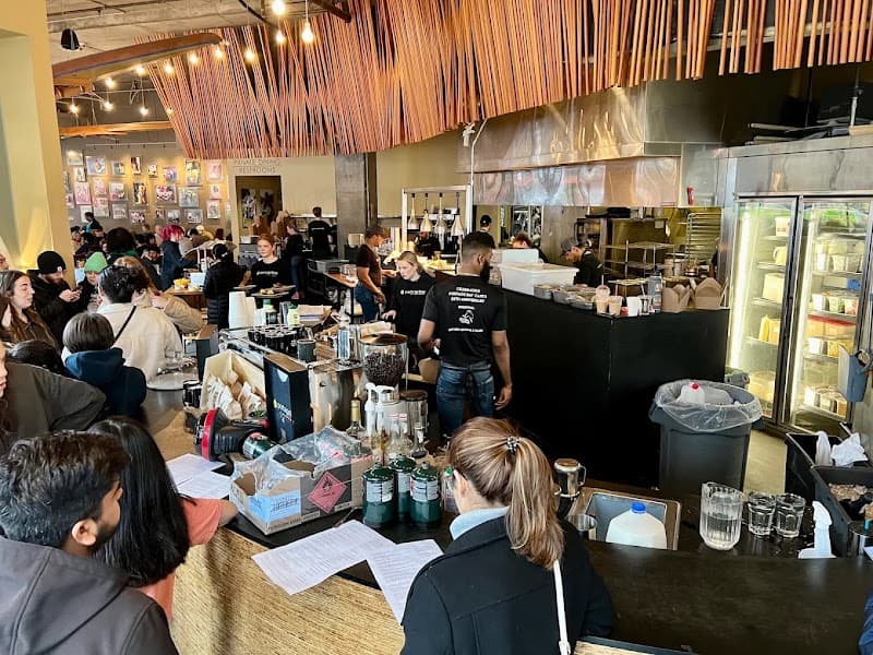 Seattle Adventure, Sound Views & Neighborhood Flavor (Days 3–4)
