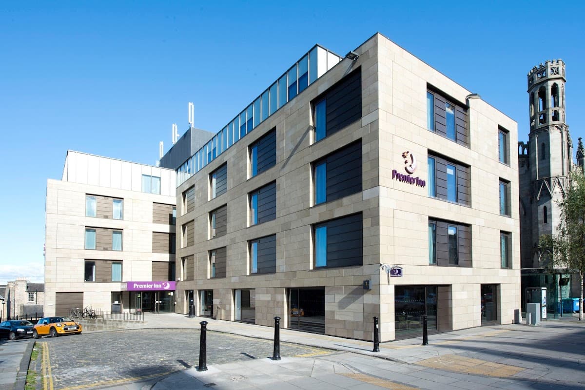 Premier Inn Edinburgh City Centre