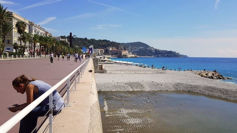 Public Beach Relaxation (Plage du Centenaire / Plage Beau Rivage Public)