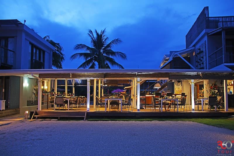 Reef Beach Resort Siargao