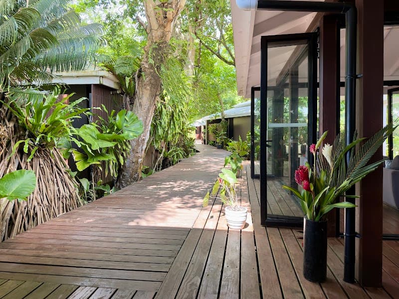 Resort Restaurant at Barrier Beach Resort