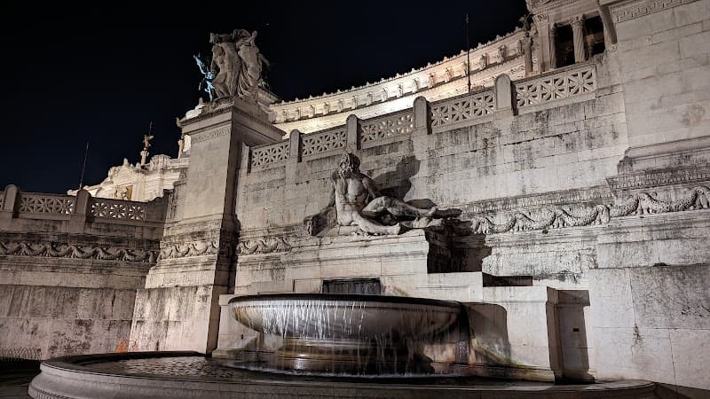 Glamorous Rome: Halal Food, History & Hidden Gems