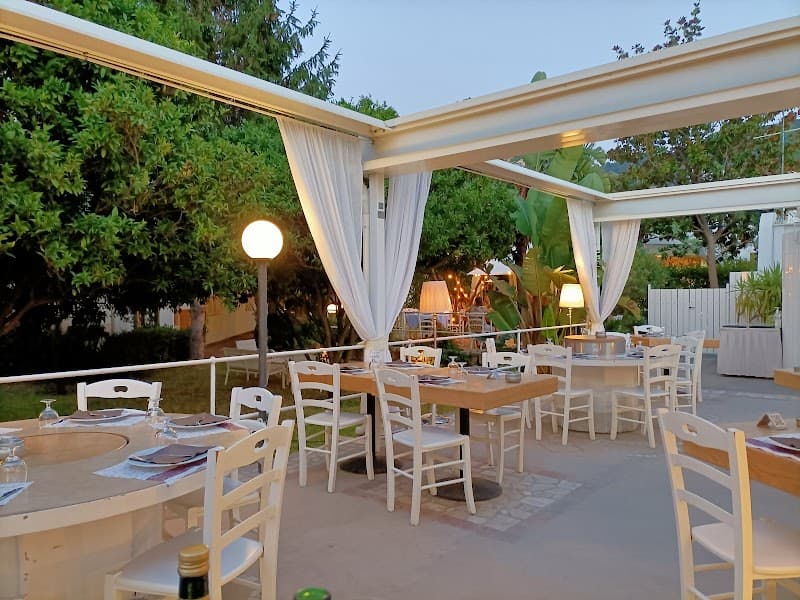 Seven Slow-Luxe Days on Wild, Volcanic Ischia