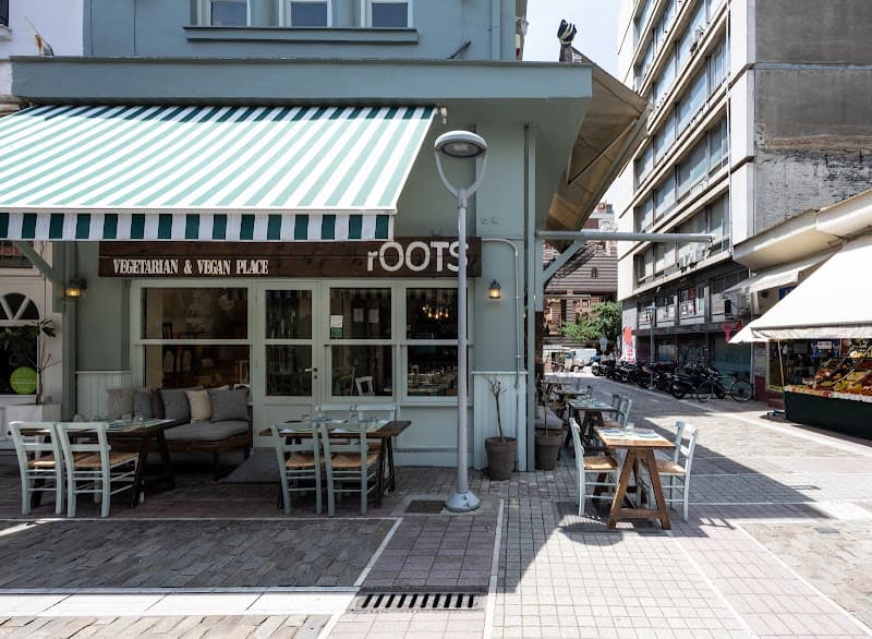 7 Jungle-Vibe Days in Seaside Thessaloniki