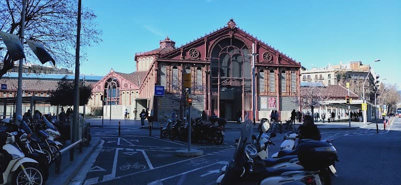 Sant Antoni Neighborhood Wandering