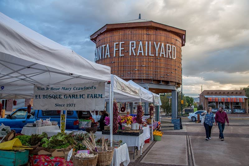 Santa Fe Farmers’ Market (food stalls and snacks)